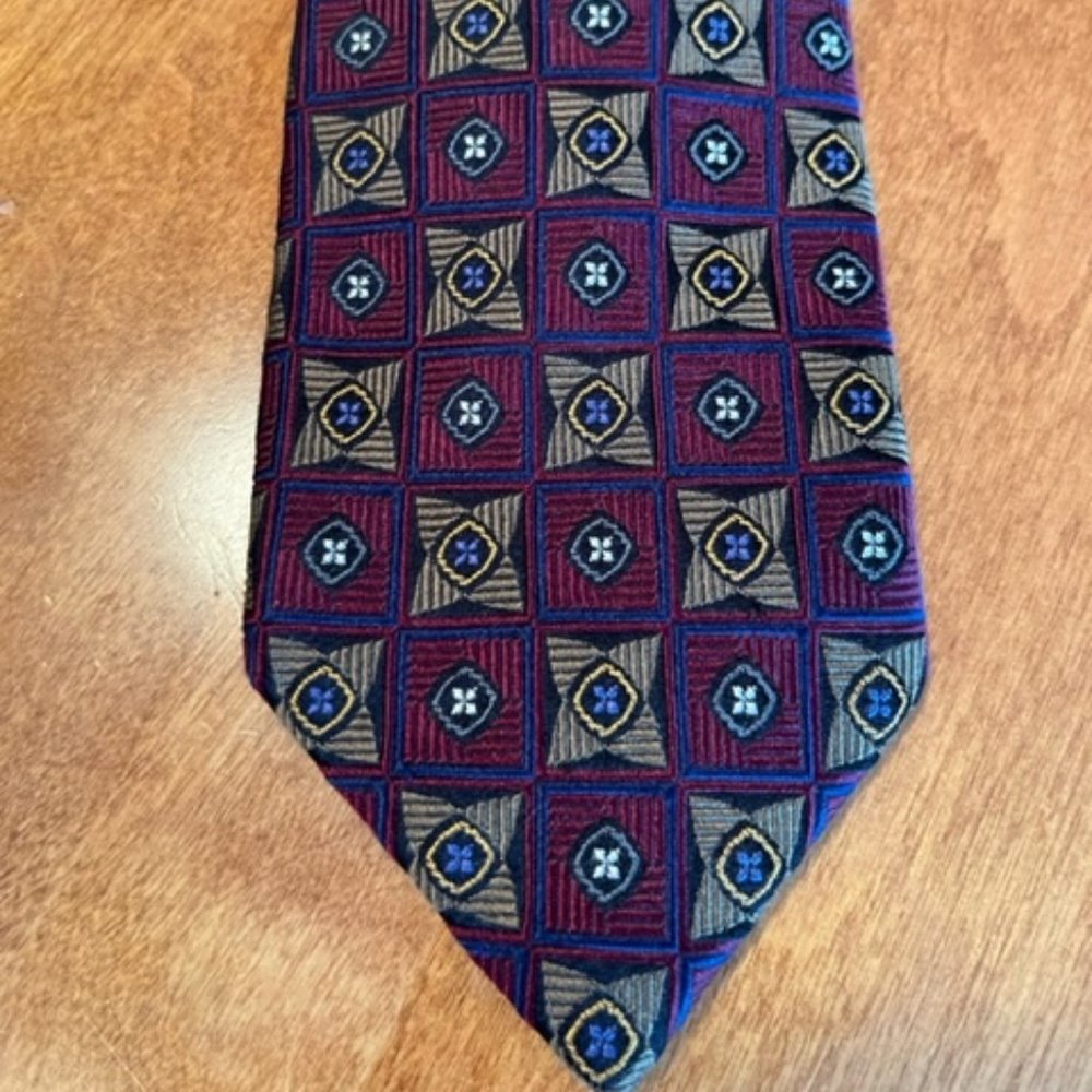 Jos A Bank Handmade Tie Burgundy